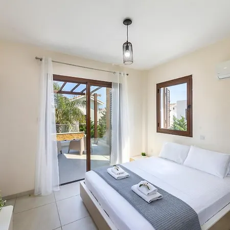 Ionion Seaside * Ajía Nápa