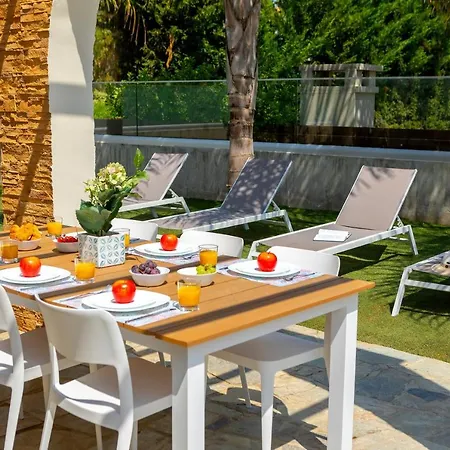 Villa Ionion Seaside *