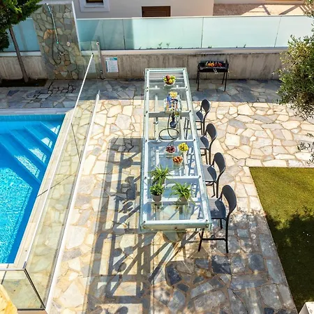 Ionion Seaside Villa