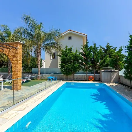 Ionion Seaside Villa Agia Napa