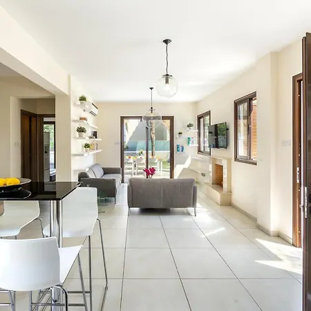 Villa Ionion Seaside *