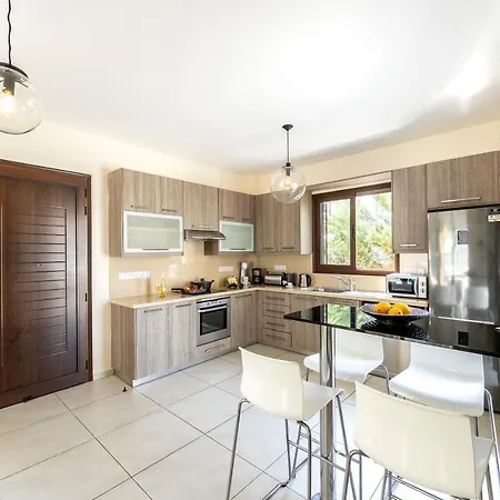 Vila Ionion Seaside Ayia Napa